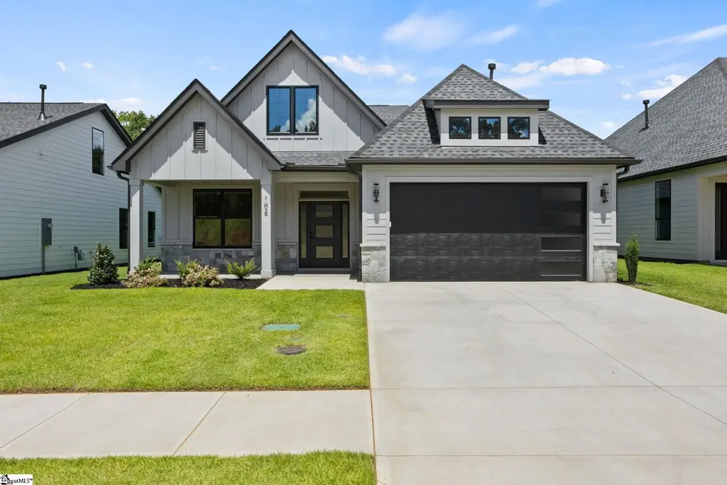 104 Adrian Way, Simpsonville
