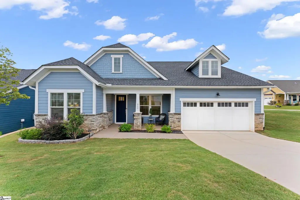 900 Novelty Drive, Greer