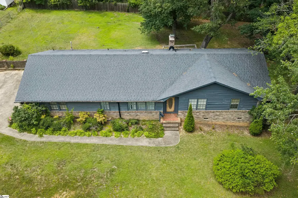 15 Weehawken Circle, Taylors