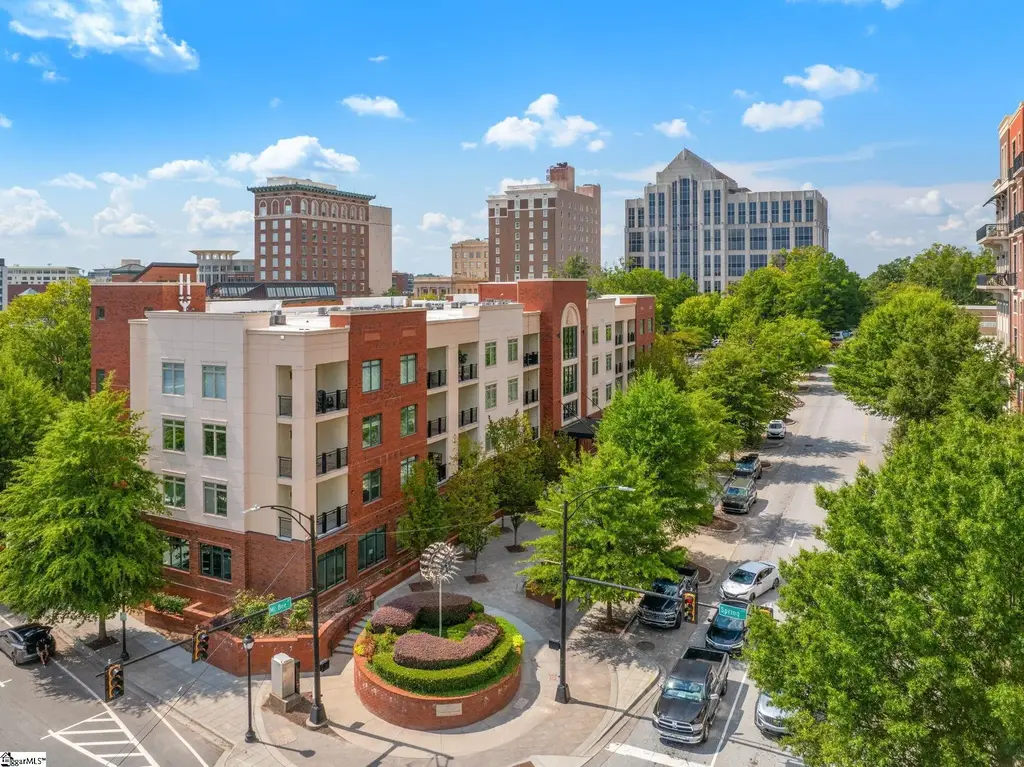 98 E Mcbee Avenue Unit 404, Greenville