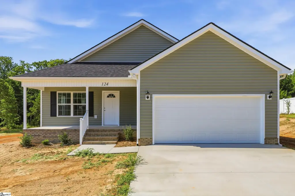 124 Laura Jane Lane, Gray Court