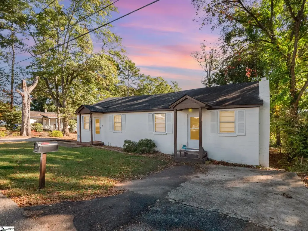 17 Bridwell Avenue, Greenville