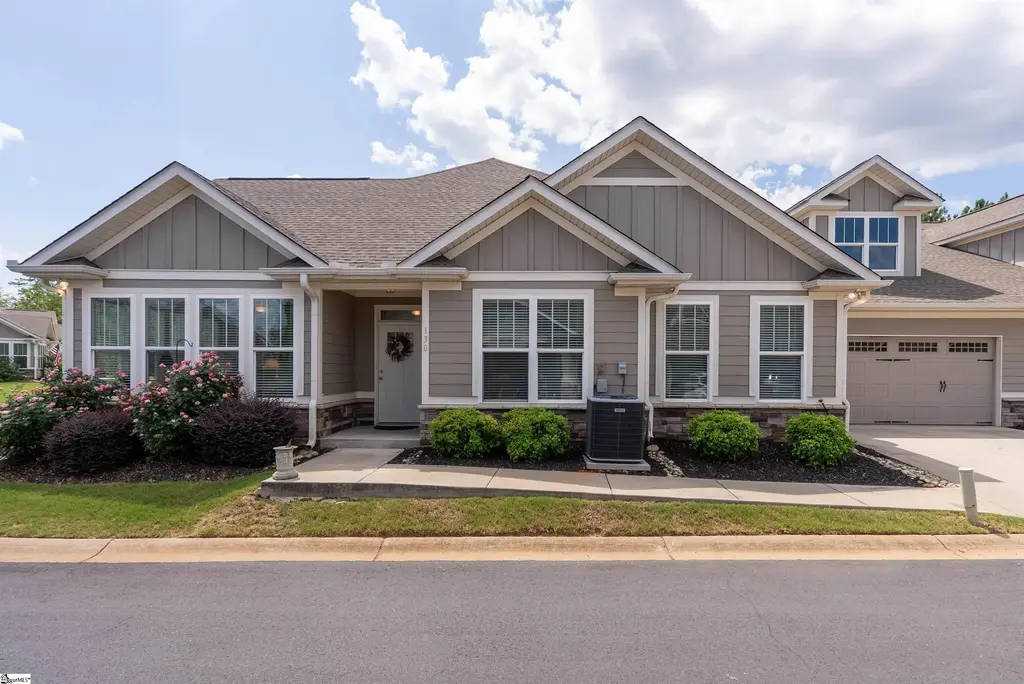 130 Preston Ridge Drive, Seneca