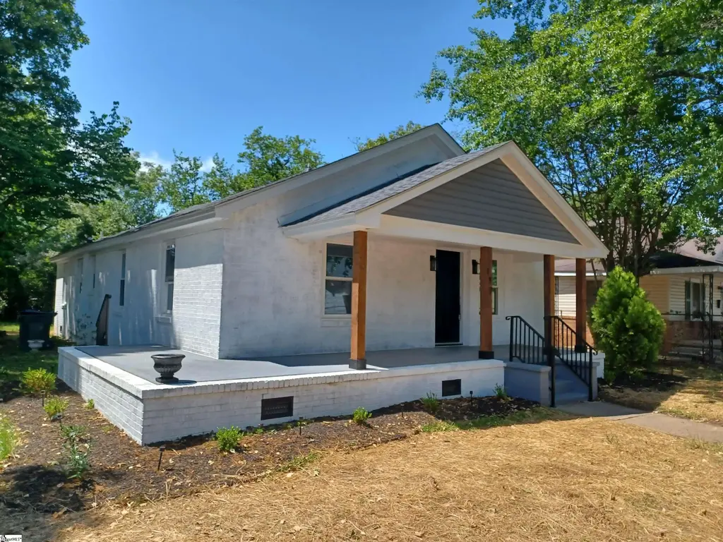 137 Forest Street, Greer