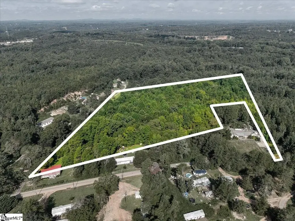Earle Drive, Greenville