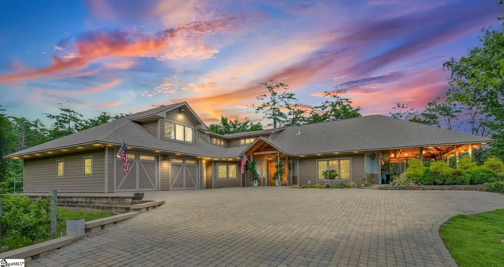 183 Little Eastatoee Road, Sunset
