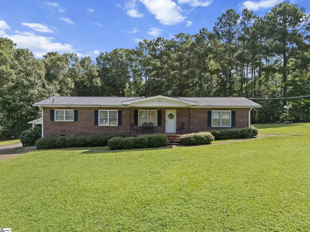 404 Roger Bolt Road, Belton
