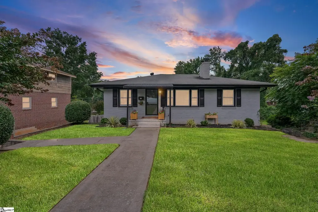 213 Woodview Avenue, Spartanburg