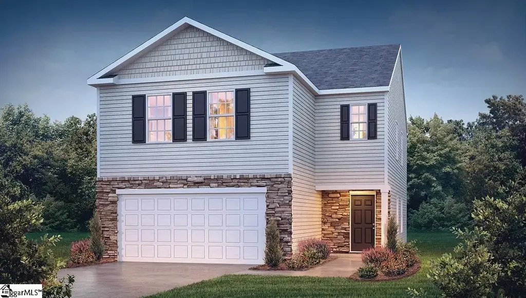 523 Whitewater Ridge, Seneca