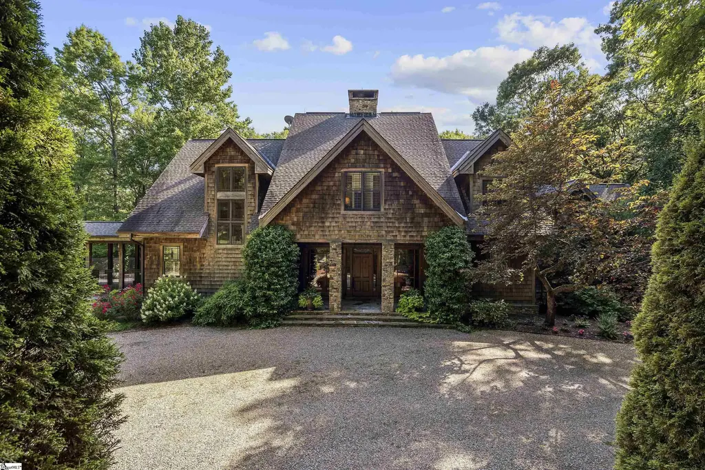 113 Birchbend, Cleveland