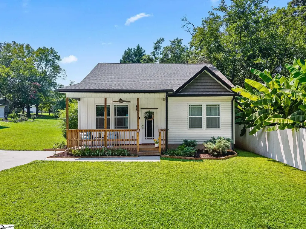 223 Eastland Drive, Greer