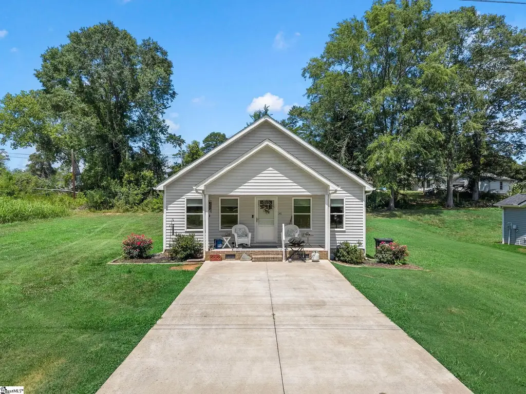 141 Fuller Street, Pacolet