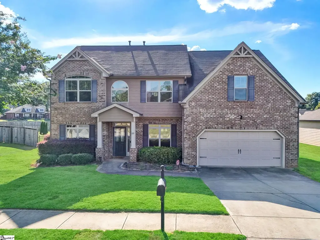 229 Spring Lake Estate Road, Lyman