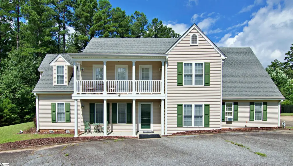 10657 N Sc-11 Highway, Salem