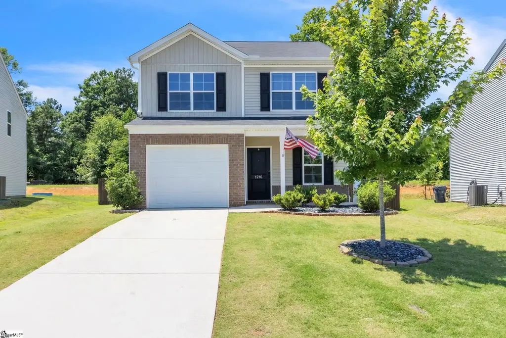 1216 Paramount Drive, Lyman