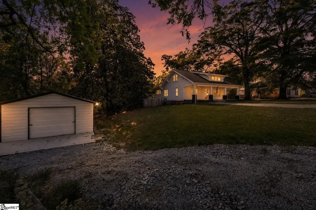 400 King Street, Easley