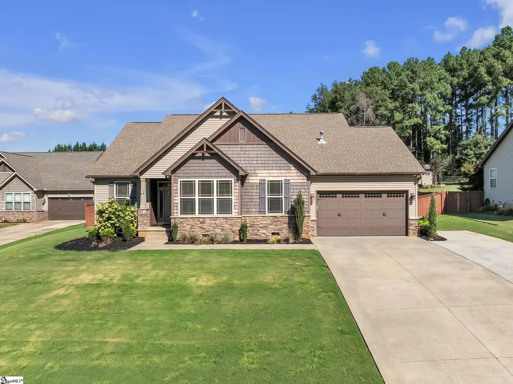 22 Pebblebrook Court, Greer