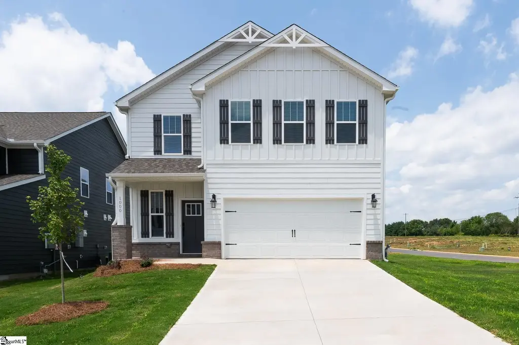 1000 Gresham Place, Woodruff