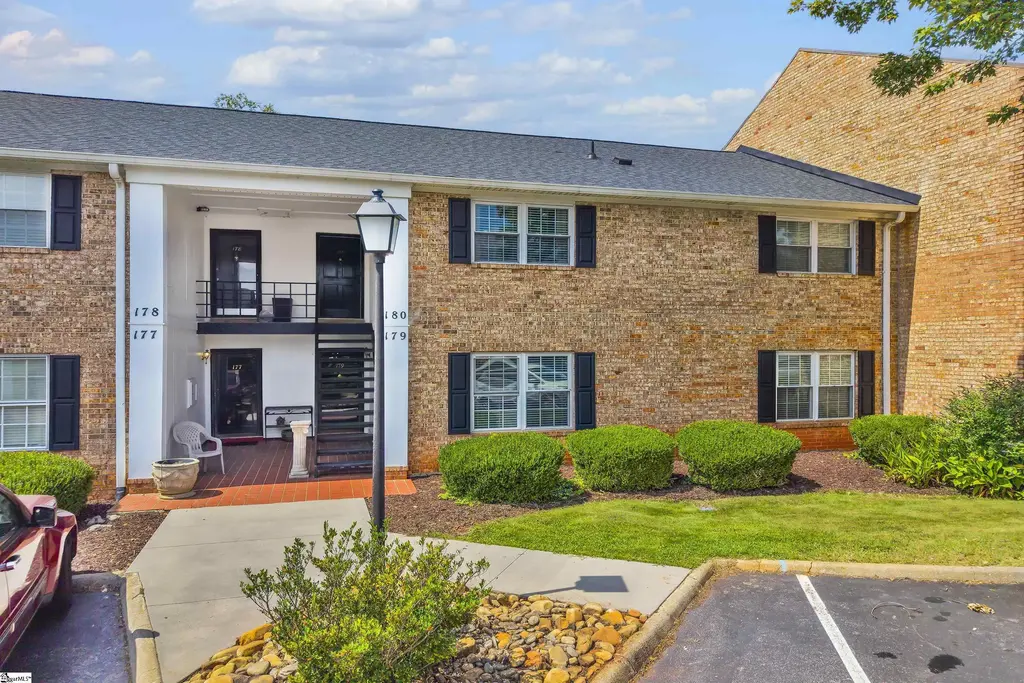 925 Cleveland Street Unit 179, Greenville