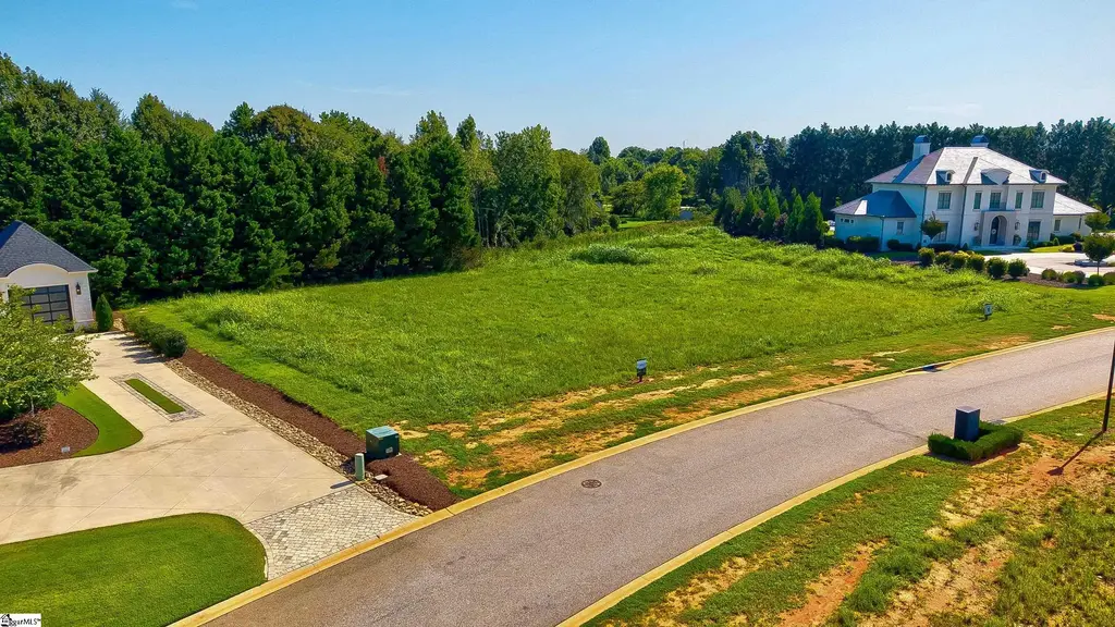 573 Adaliz Way, Greer