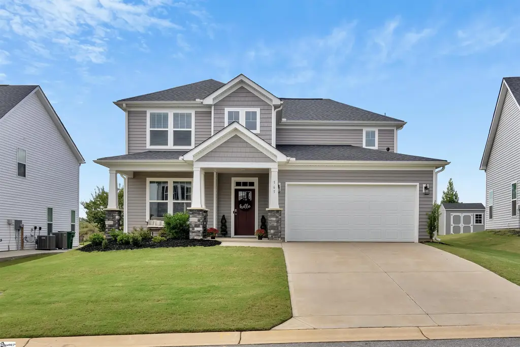 565 Fenwick Drive, Woodruff