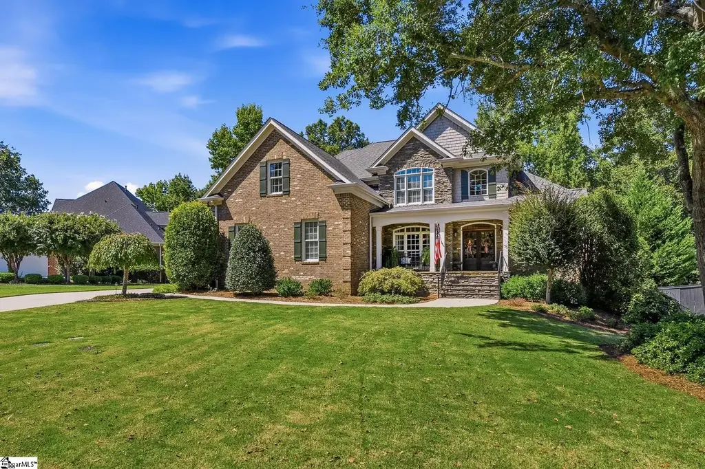 205 Whitworth Way, Simpsonville