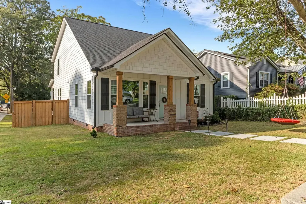 20 Bleckley Avenue, Greenville