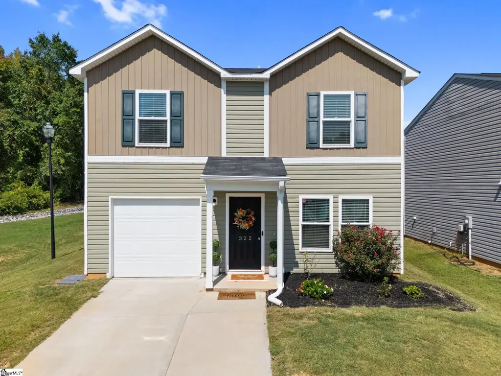 322 Long Grove Lane, Greer