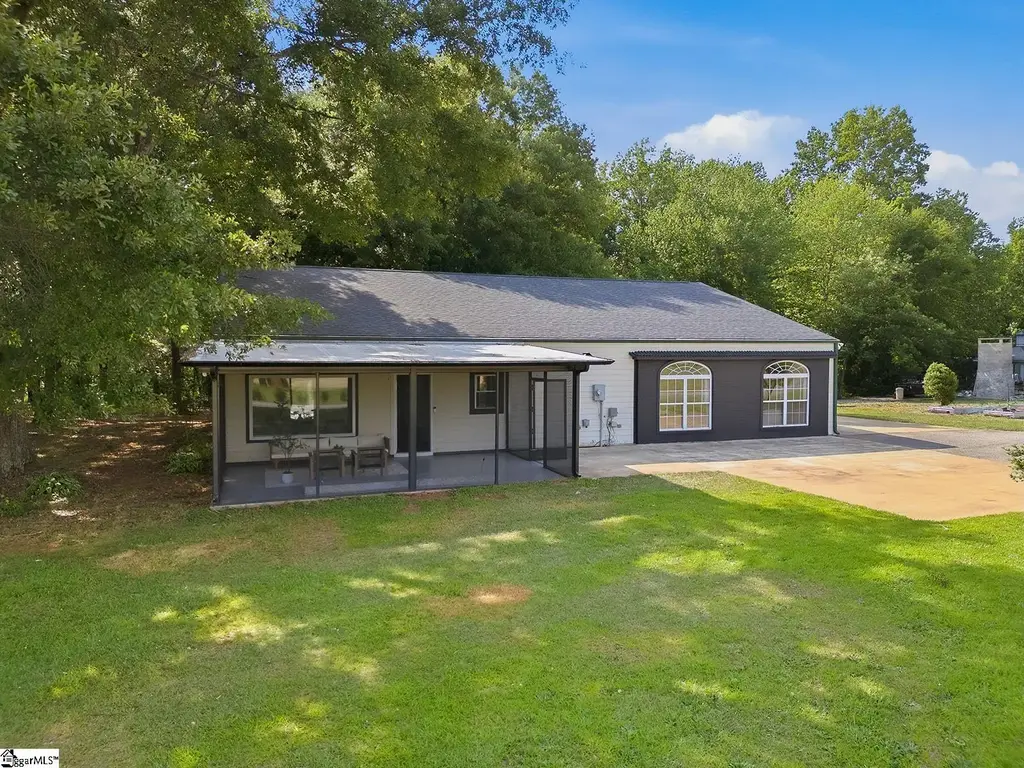 4055 Highway 357, Inman