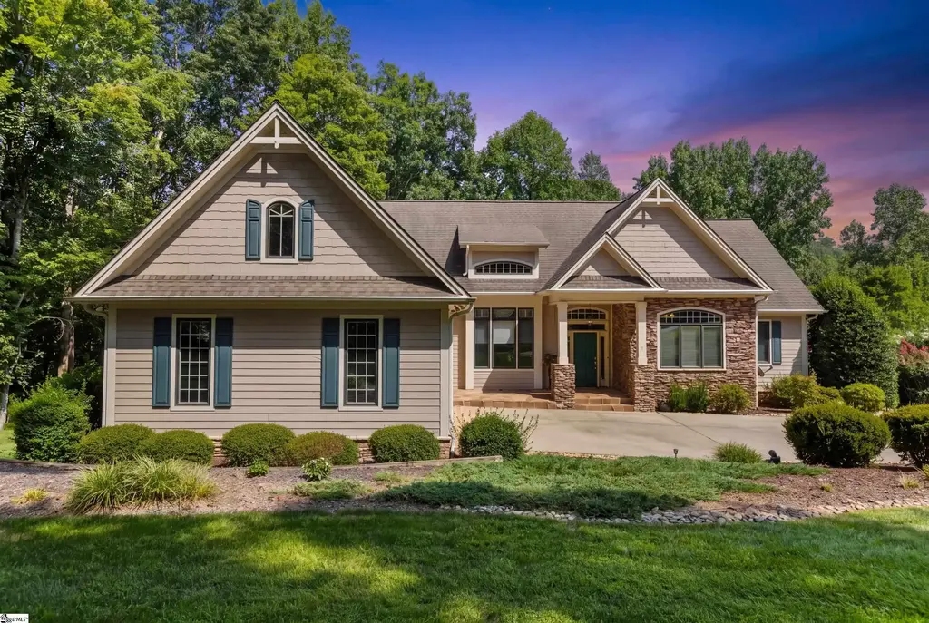 1 Long Shadow Lane, Travelers Rest