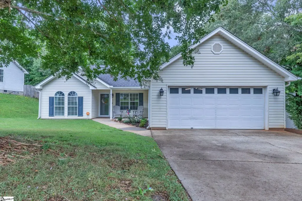 411 Hill Lane, Mauldin