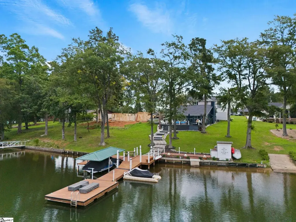 207 Suttles Road, Inman