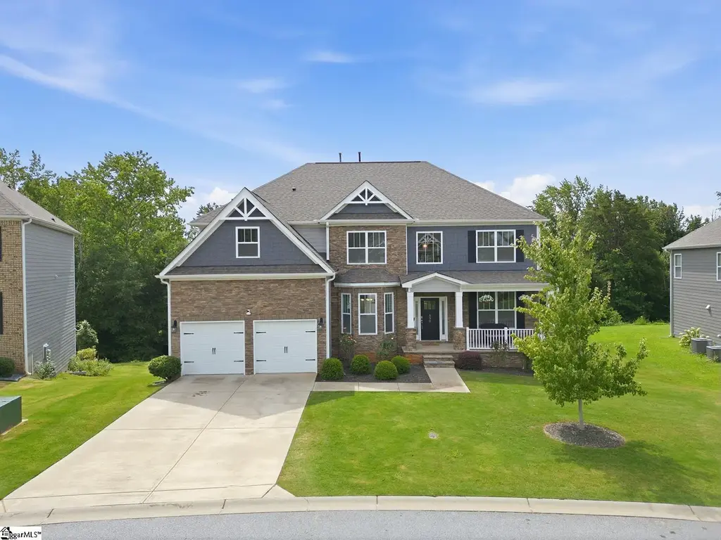 530 Fox Run Trail, Woodruff