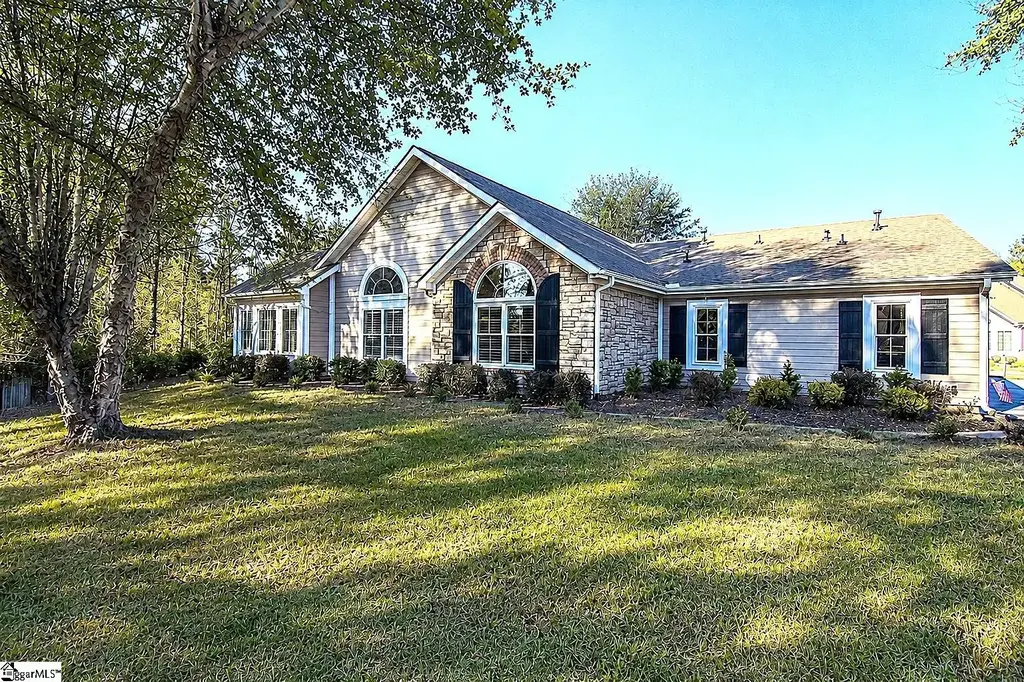 158 Grinders Circle, Greer