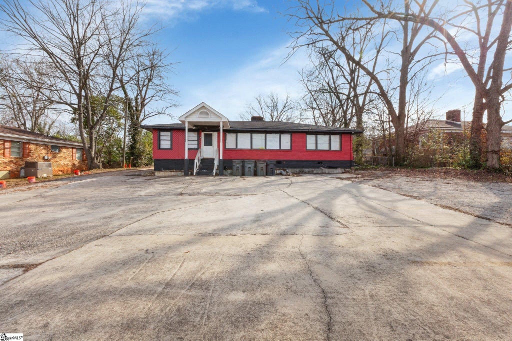 6309 Augusta Road, Greenville