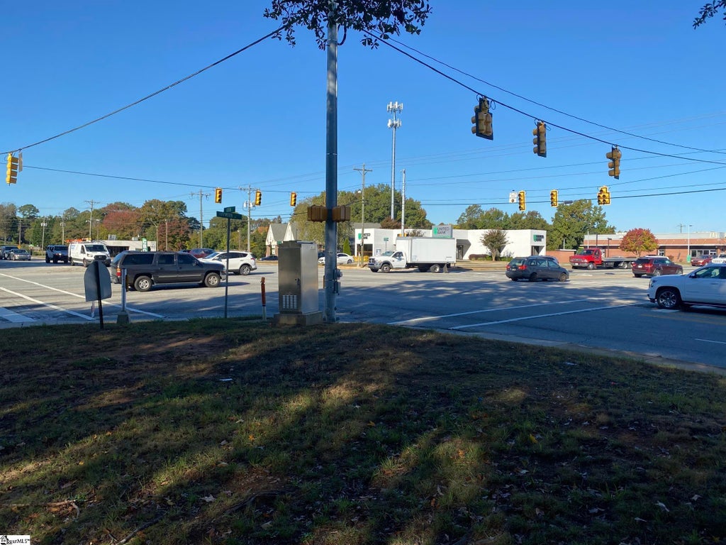 1324 Haywood Road, Greenville