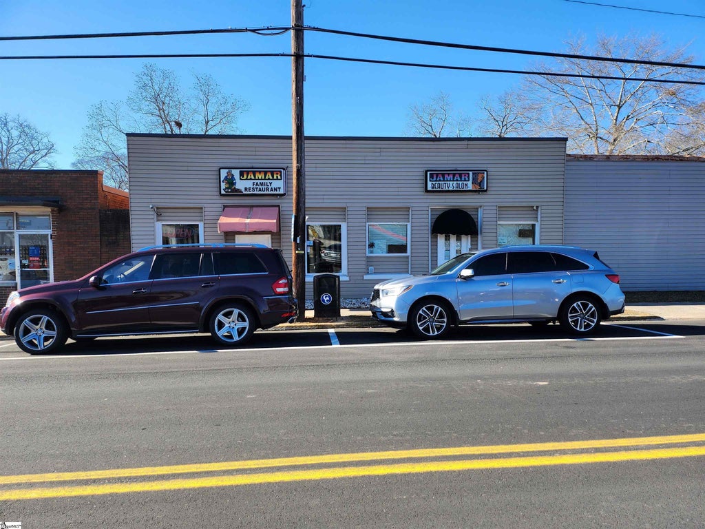 419 W Main Street, Gray Court