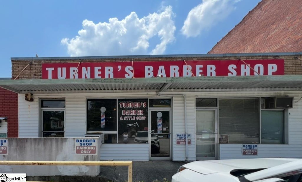 531/533 Main Street, Williamston