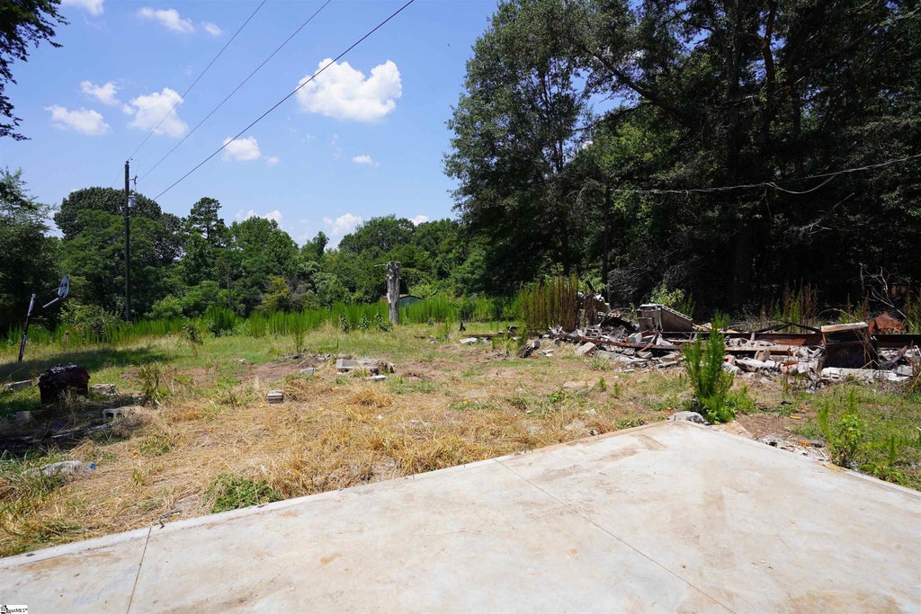 154 Dogwood Road, Townville