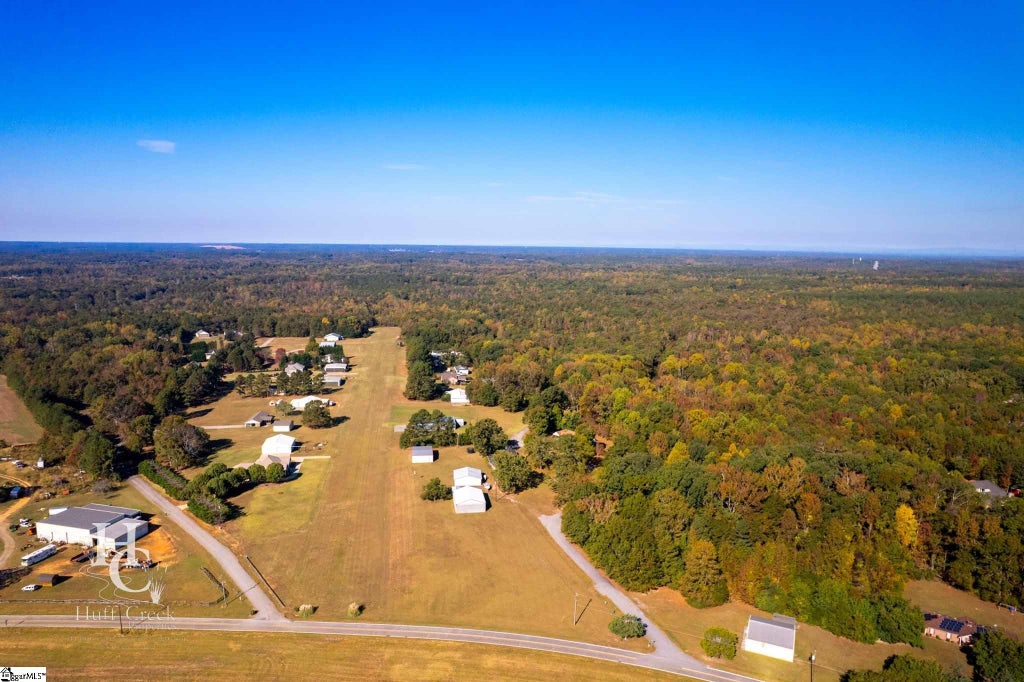 Aeronca Road, Belton