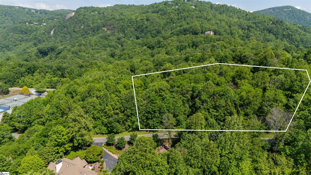 33 & 34 Raptor Way, Landrum