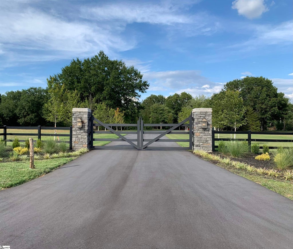 144 Old Asbury Road, Anderson