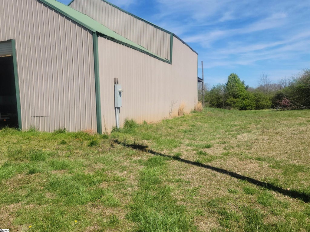 309 Watershed Road, Seneca