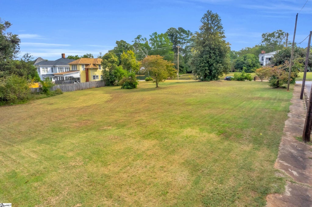 Lot 1 & 2 W Market Street, Anderson