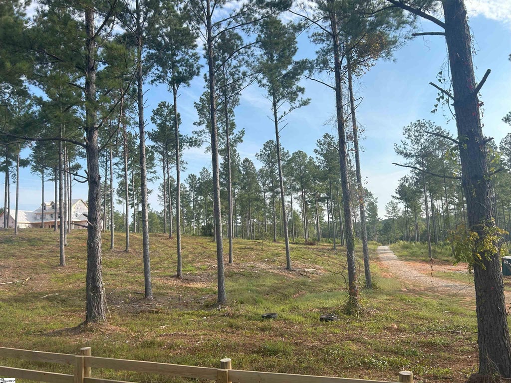 301 Berry Road, Pelzer