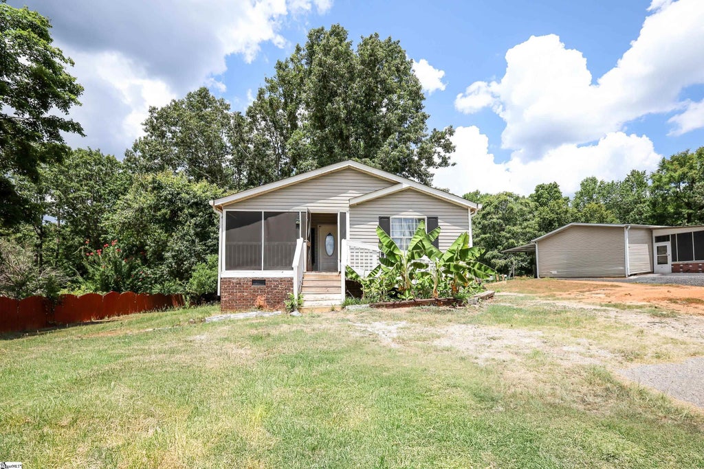 1734 Pineland Shores Circle, Cross Hill