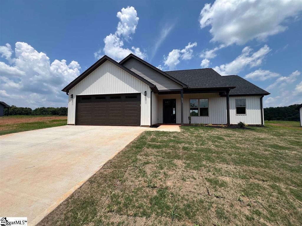 537 Bill Lattimore Road, Chesnee