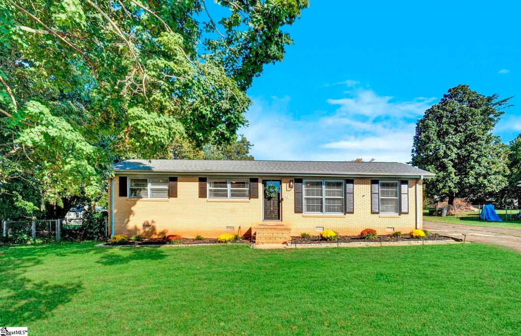 3038 Elmhurst Drive, Boiling Springs