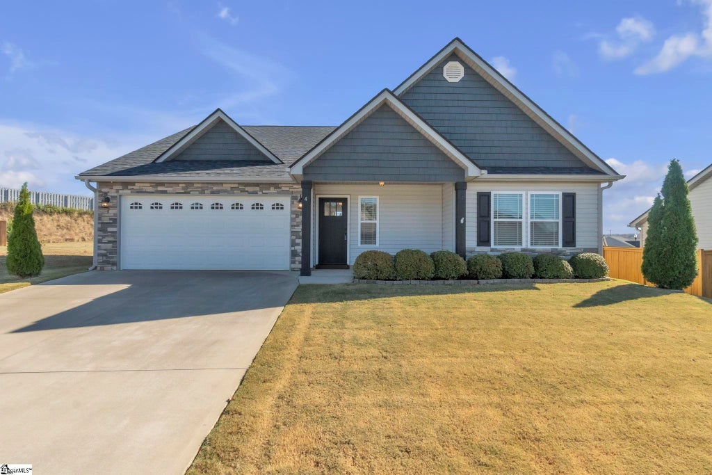 4 Orchard Crest Court, Greer