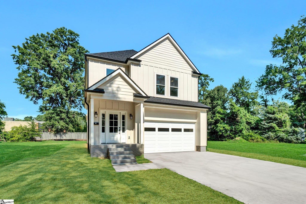 104 Ansel Drive, Clinton